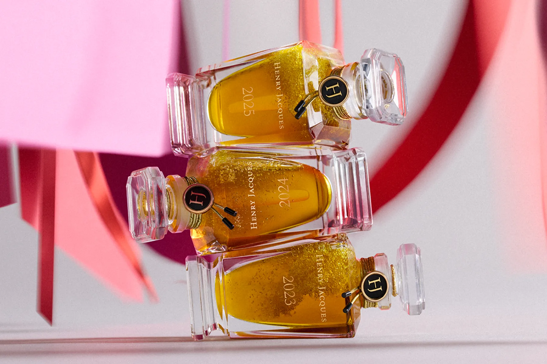 Henry Jacques | Unlocking Nature's Essence: Henry Jacques' Rose… Henry Jacques | Unlocking Nature's Essence: Henry Jacques' Rose…